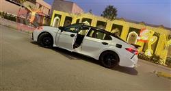 تۆیۆتا کامری